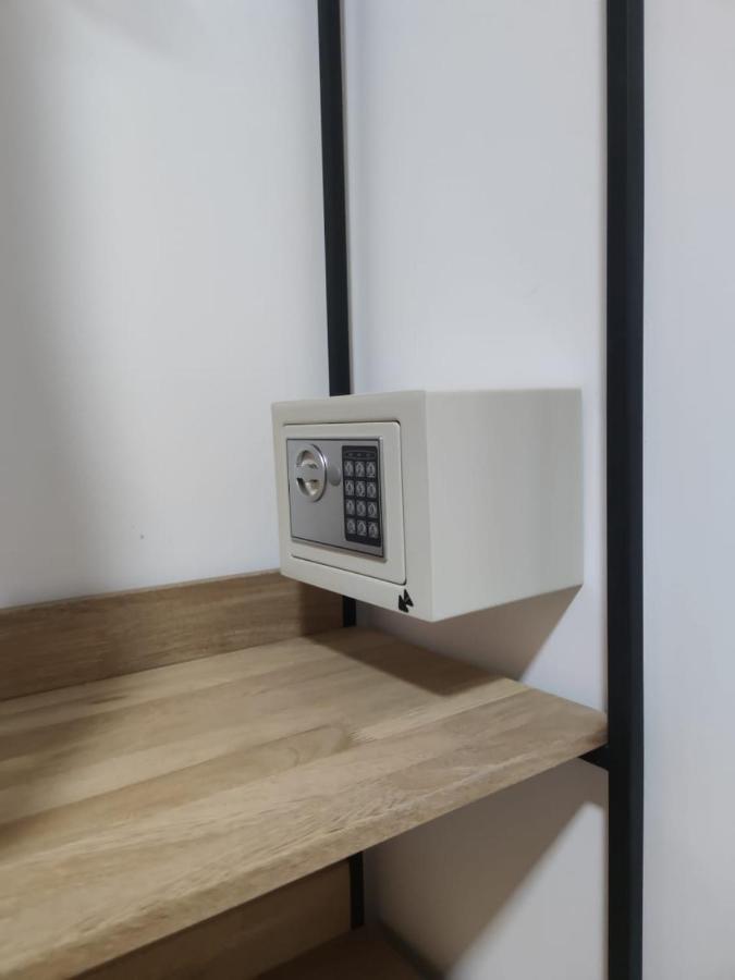 מדיין Colinkhouse Hotel מראה חיצוני תמונה