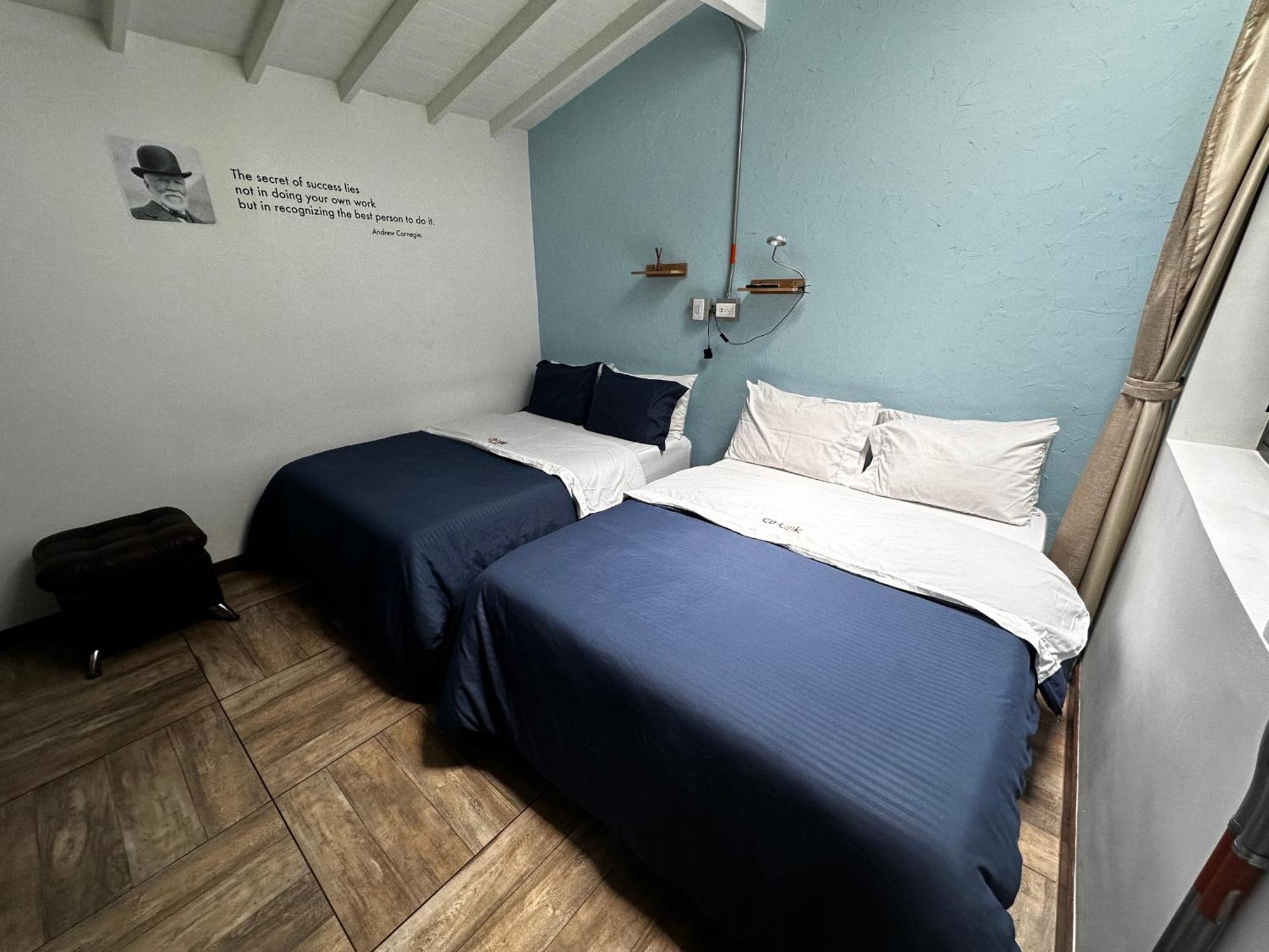 מדיין Colinkhouse Hotel מראה חיצוני תמונה